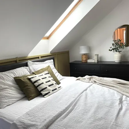 Golyafeszek Vendeghaz Bed & Breakfast