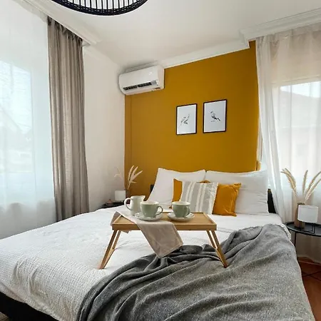 Golyafeszek Vendeghaz 3*