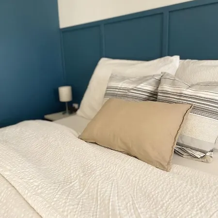 Golyafeszek Vendeghaz 3*