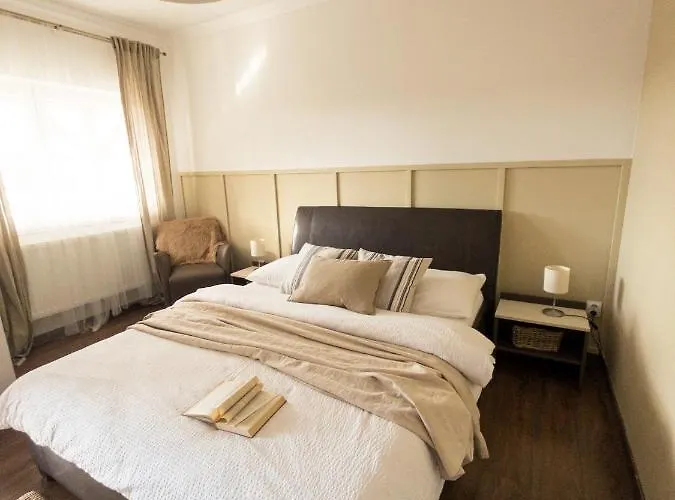Bed & Breakfast Golyafeszek Vendeghaz 3*